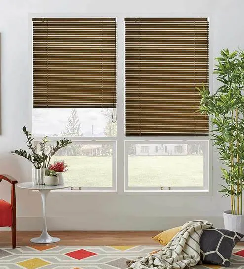 window blind Image